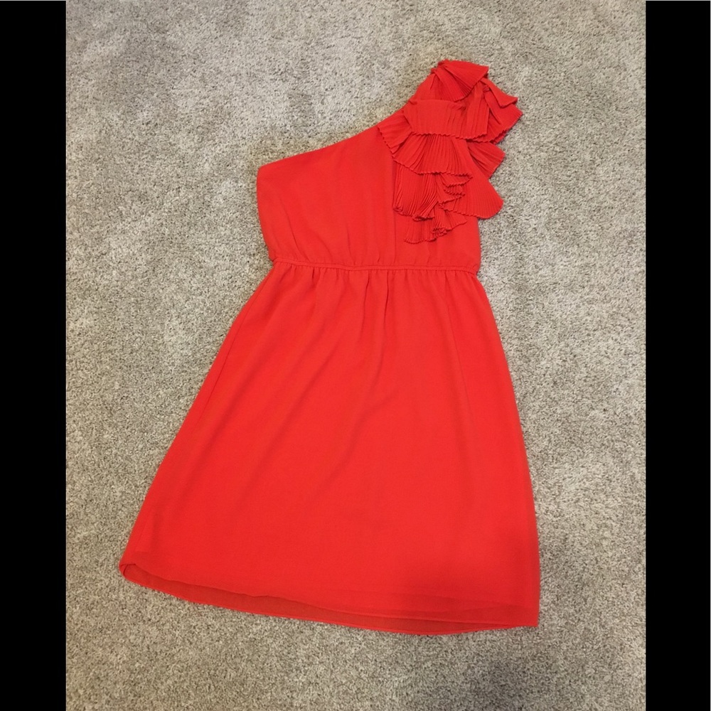 One shouldered dress